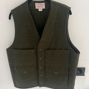 Filson Dark Green Wool Garment